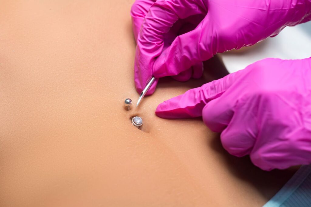 Double Dydoe Piercing on navel