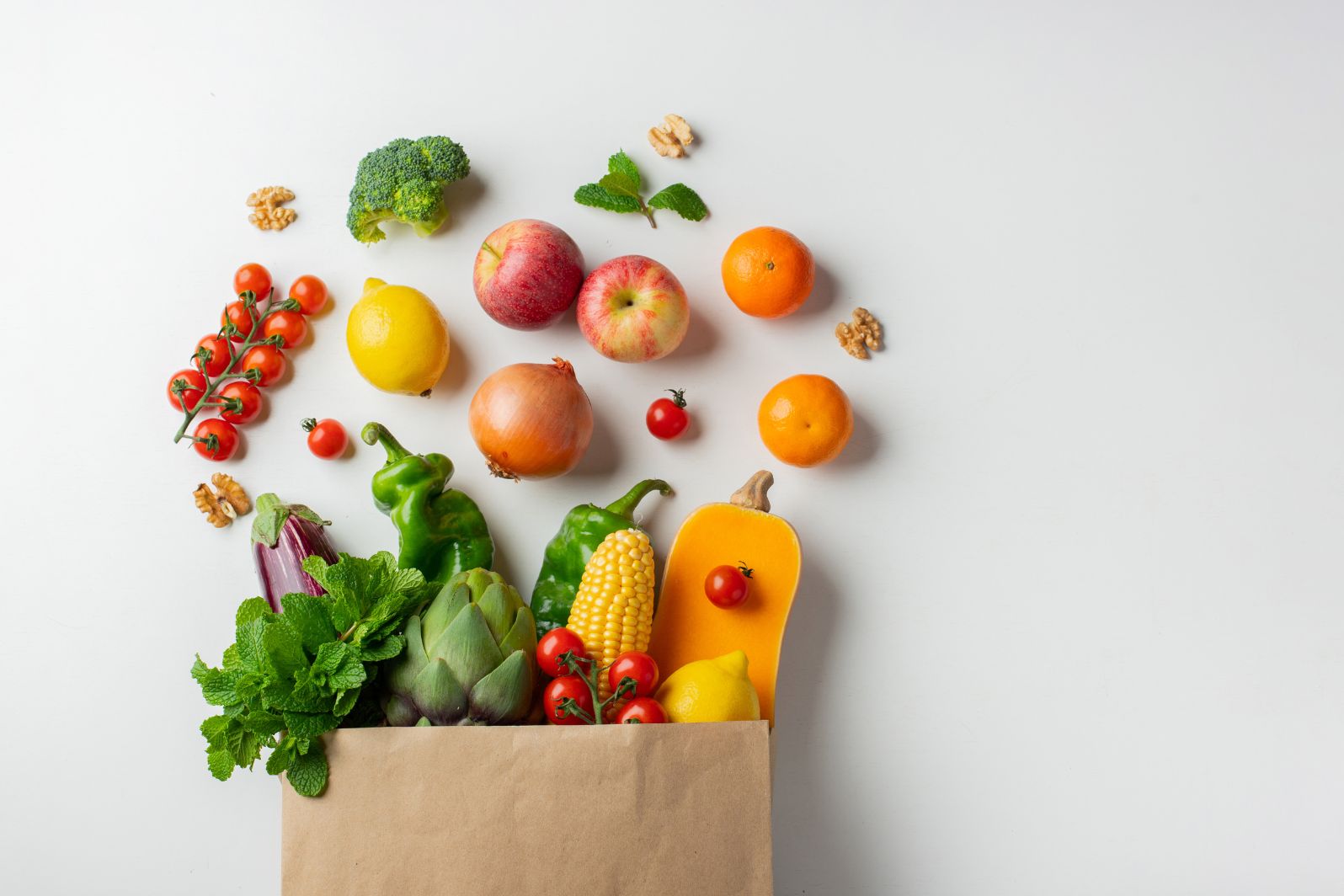 indícame el camino a la tienda de alimentos más cercana